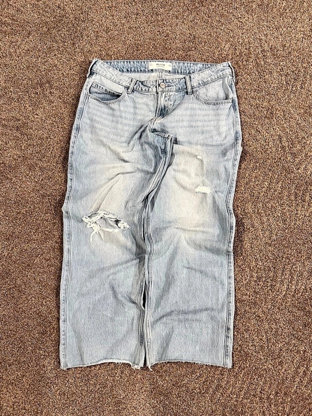 Hollister Low-Rise Baggy Jeans Waist 32